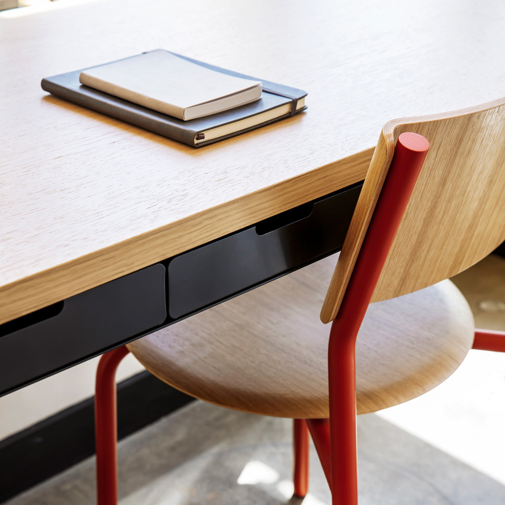 MONOCHROME desk – eco–certified wood