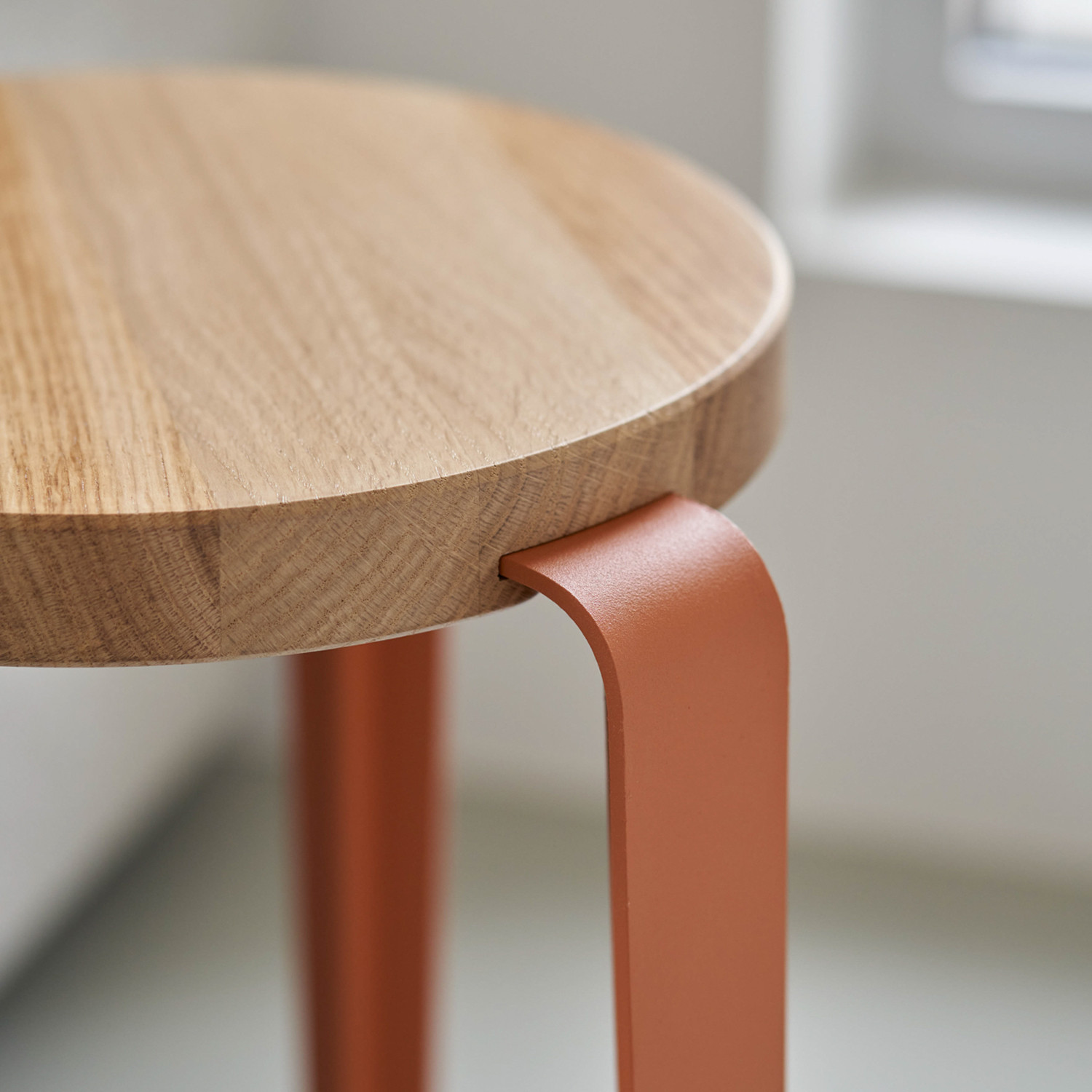 Tabouret LOU - chêne massif