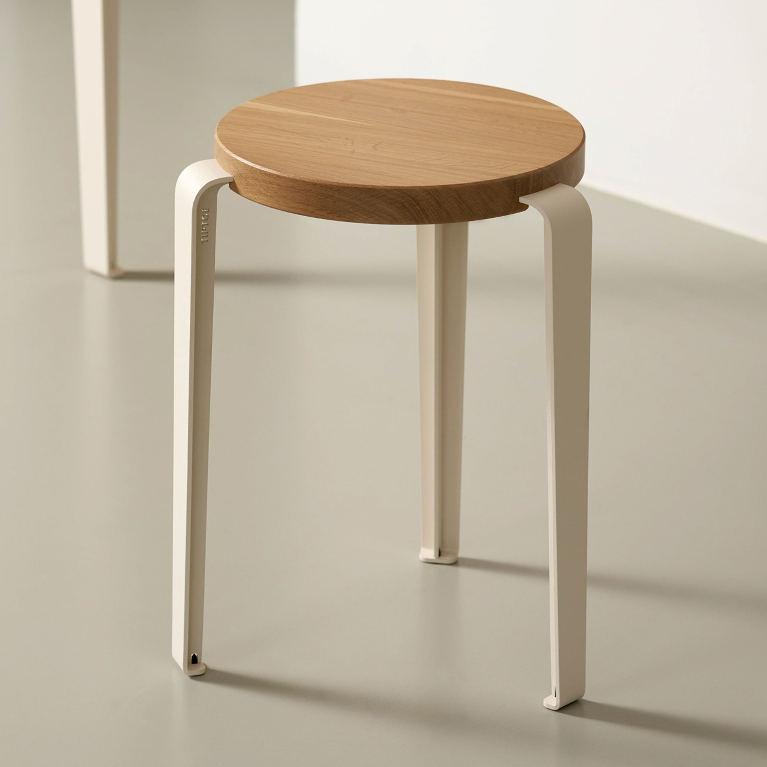Tabouret LOU - chêne massif