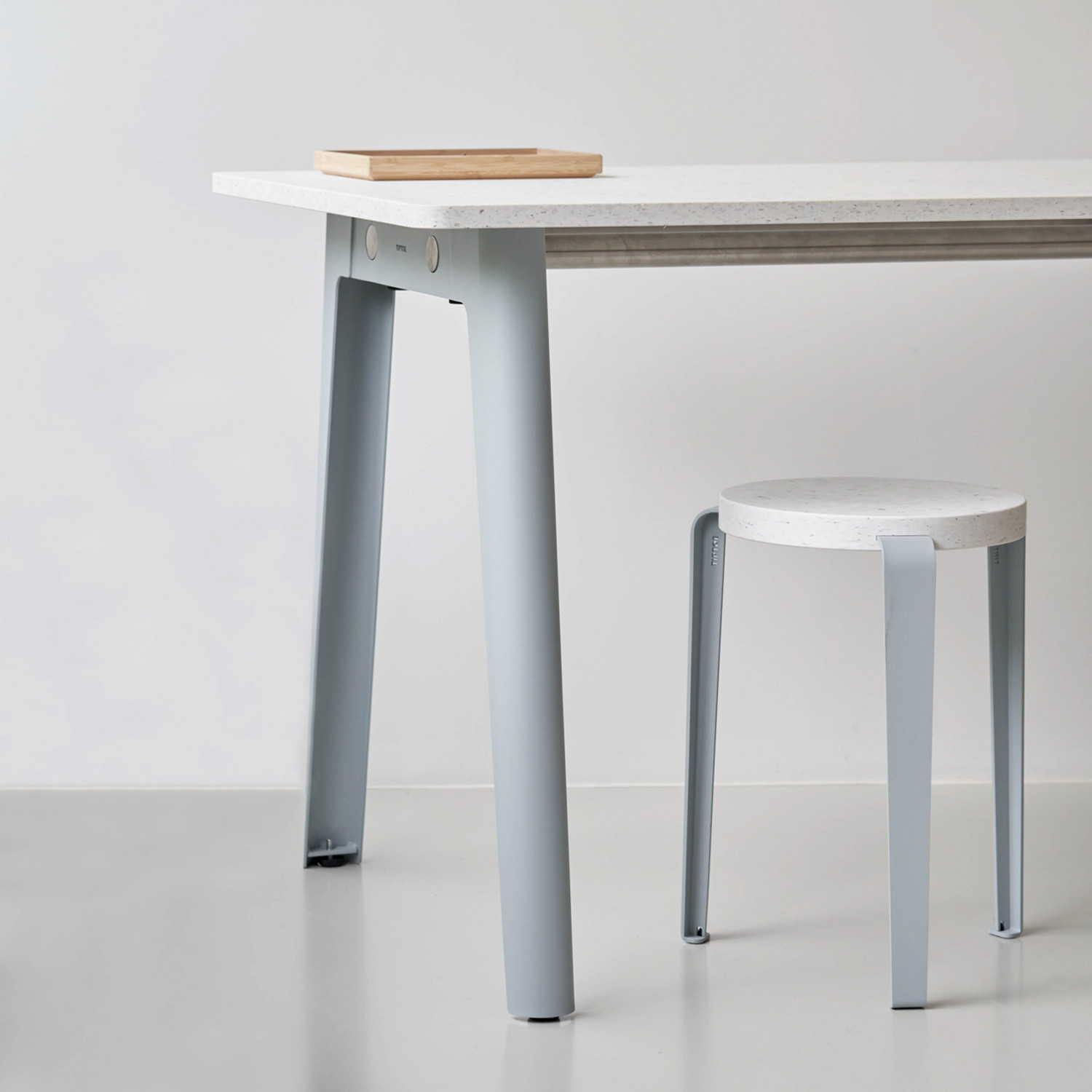 Tabouret LOU - plastique recyclé Venezia