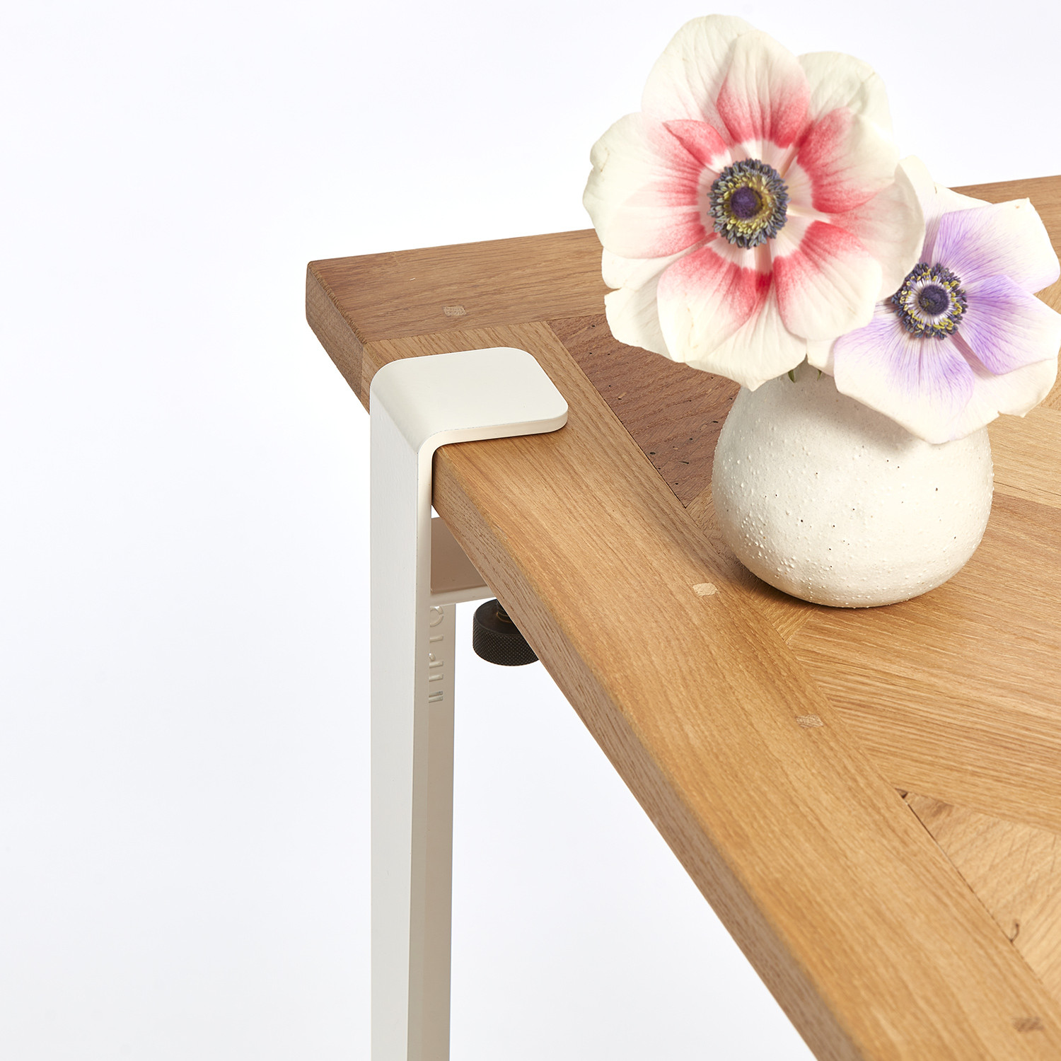 VERSAILLES coffee table – recycled solid oak