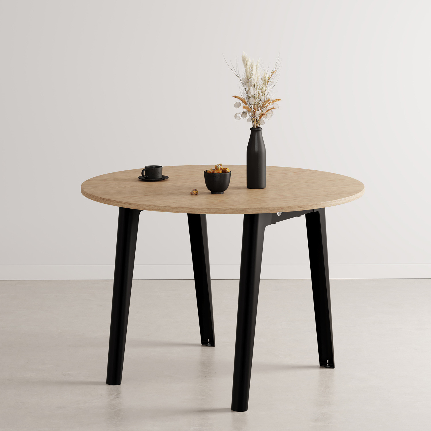 NEW MODERN round table – eco–certified wood