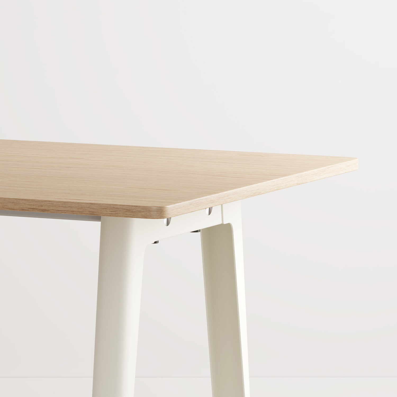 Table à manger NEW MODERN - bois éco-certifié