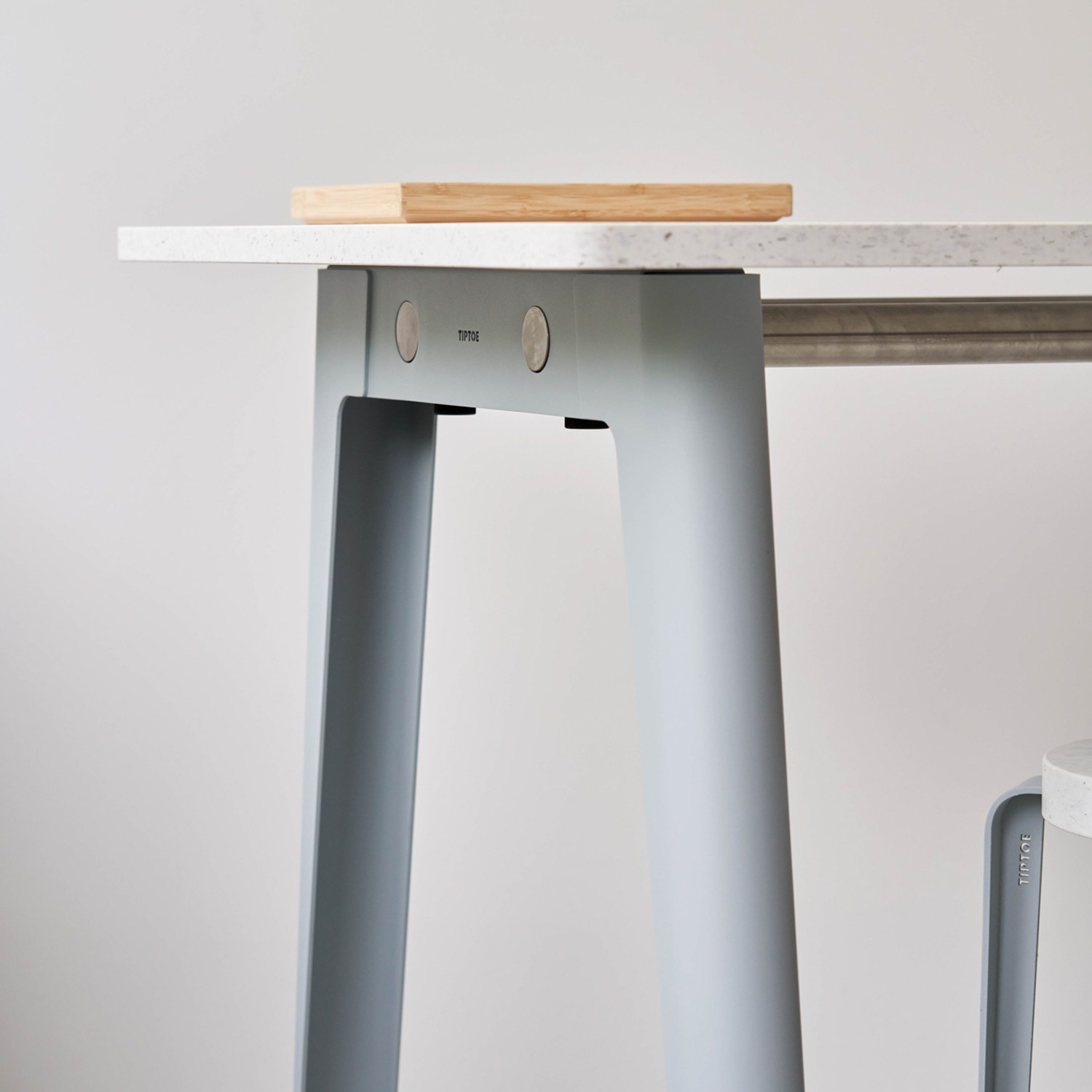 Table à manger NEW MODERN - plastique recyclé Venezia