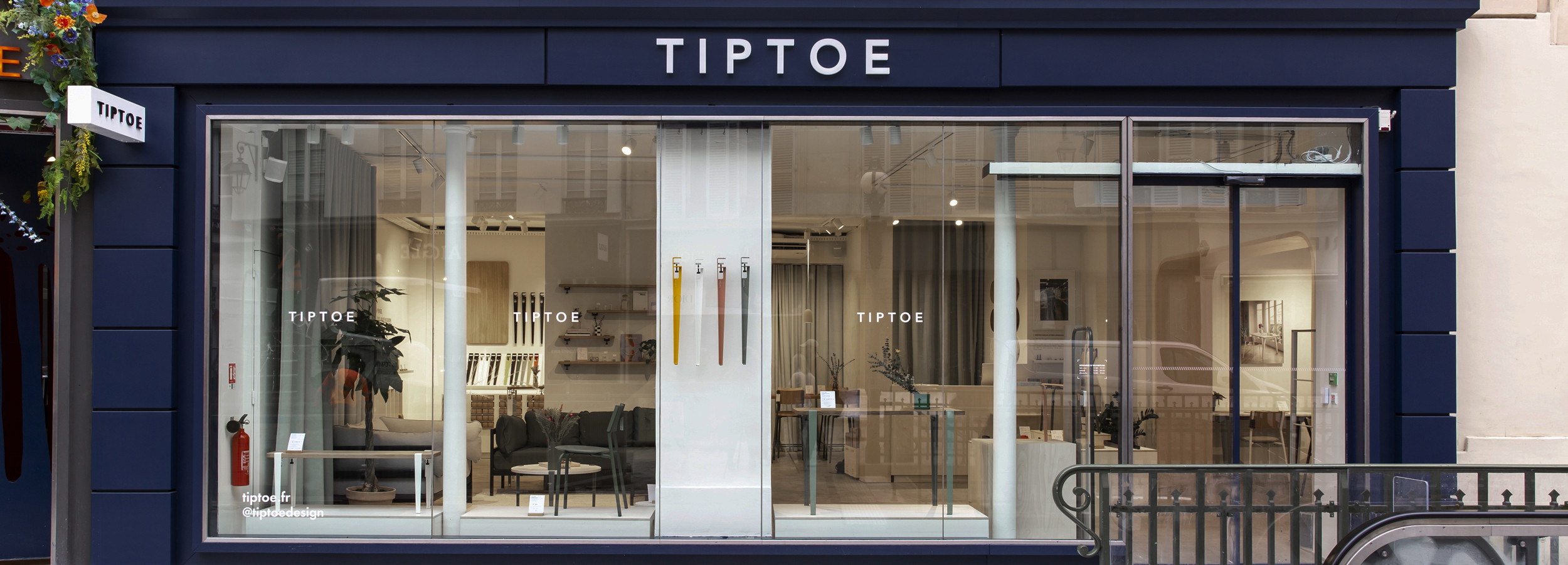 The first TIPTOE shop installed in the heart of Paris