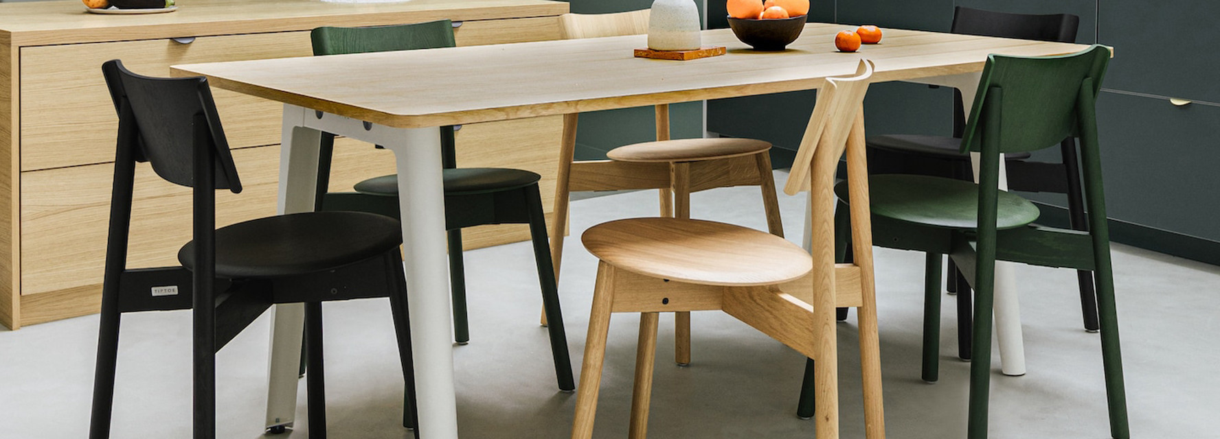 Designer chairs in solid wood, recycled plastic - TIPTOE