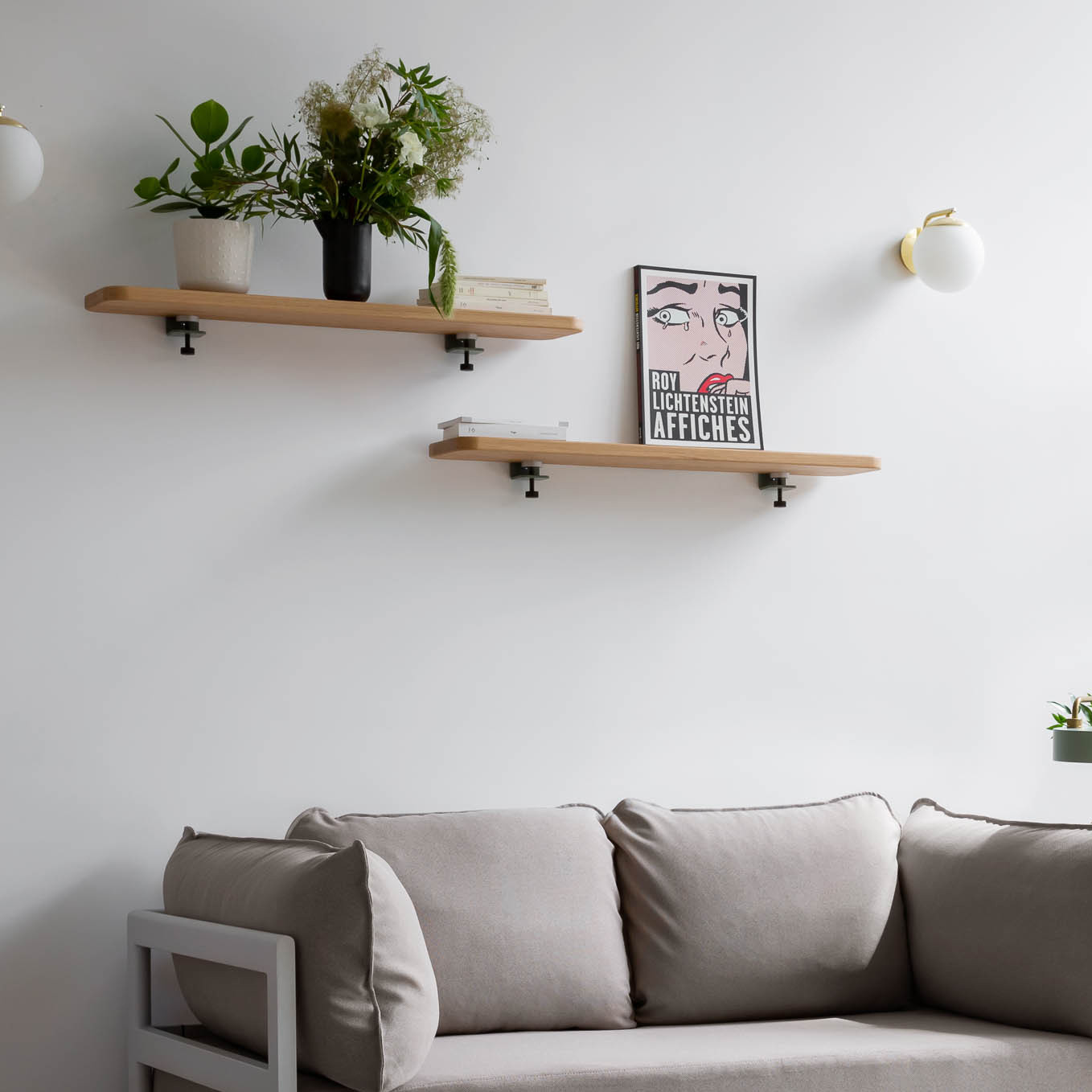 Tiptoe etagere outlet