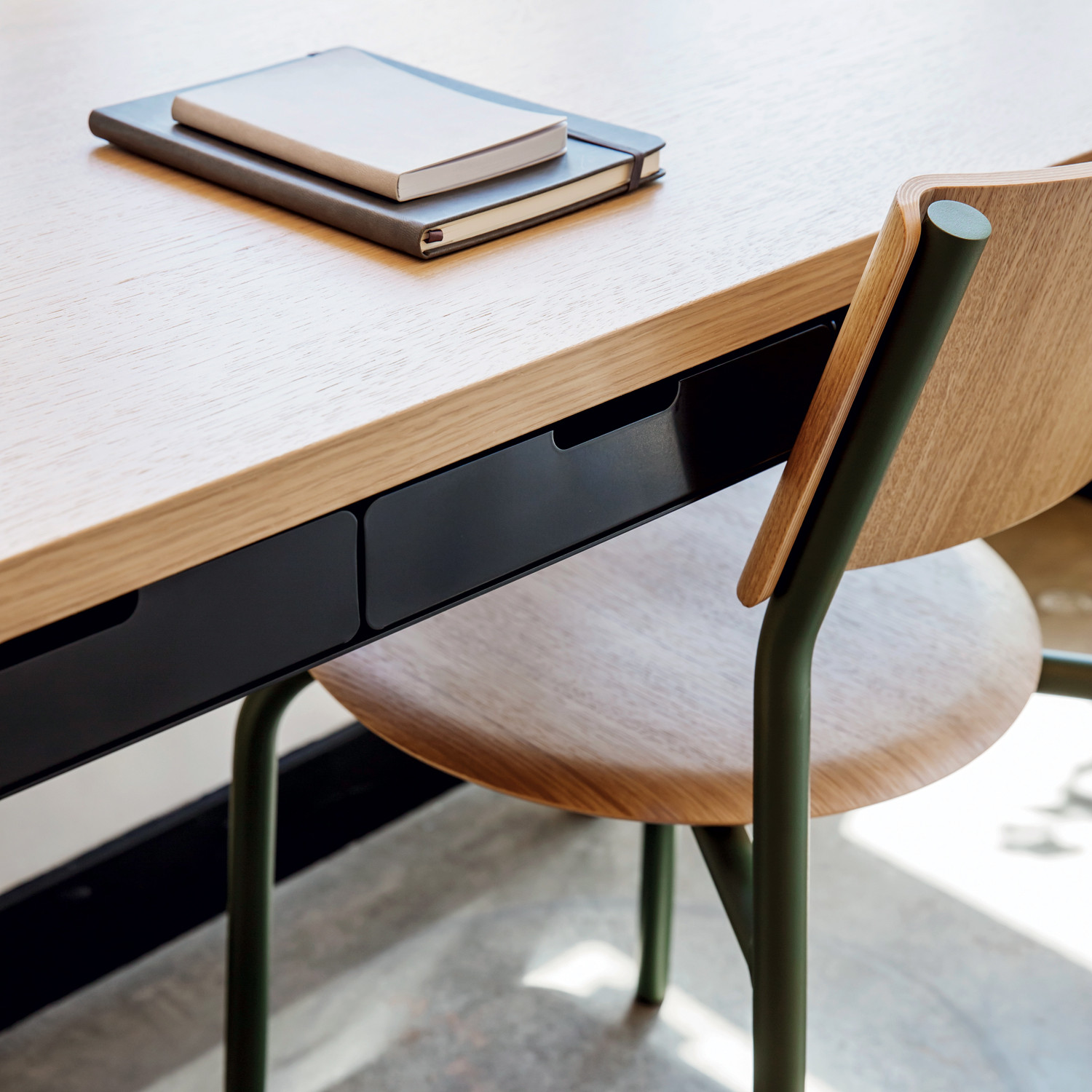 Bloc de rangement en acier pour bureau TIPTOE