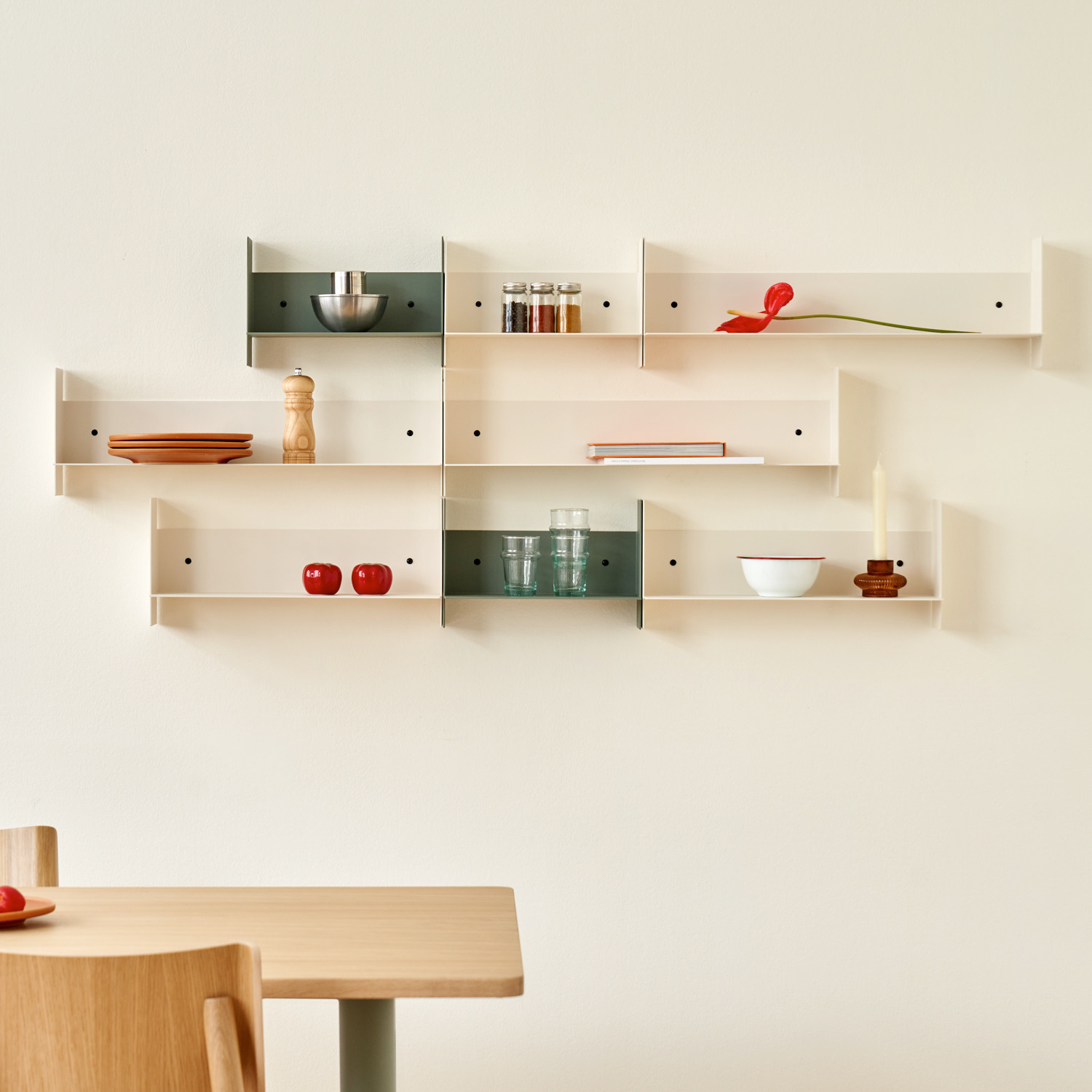 PLI steel wall shelf - 20 to 60cm
