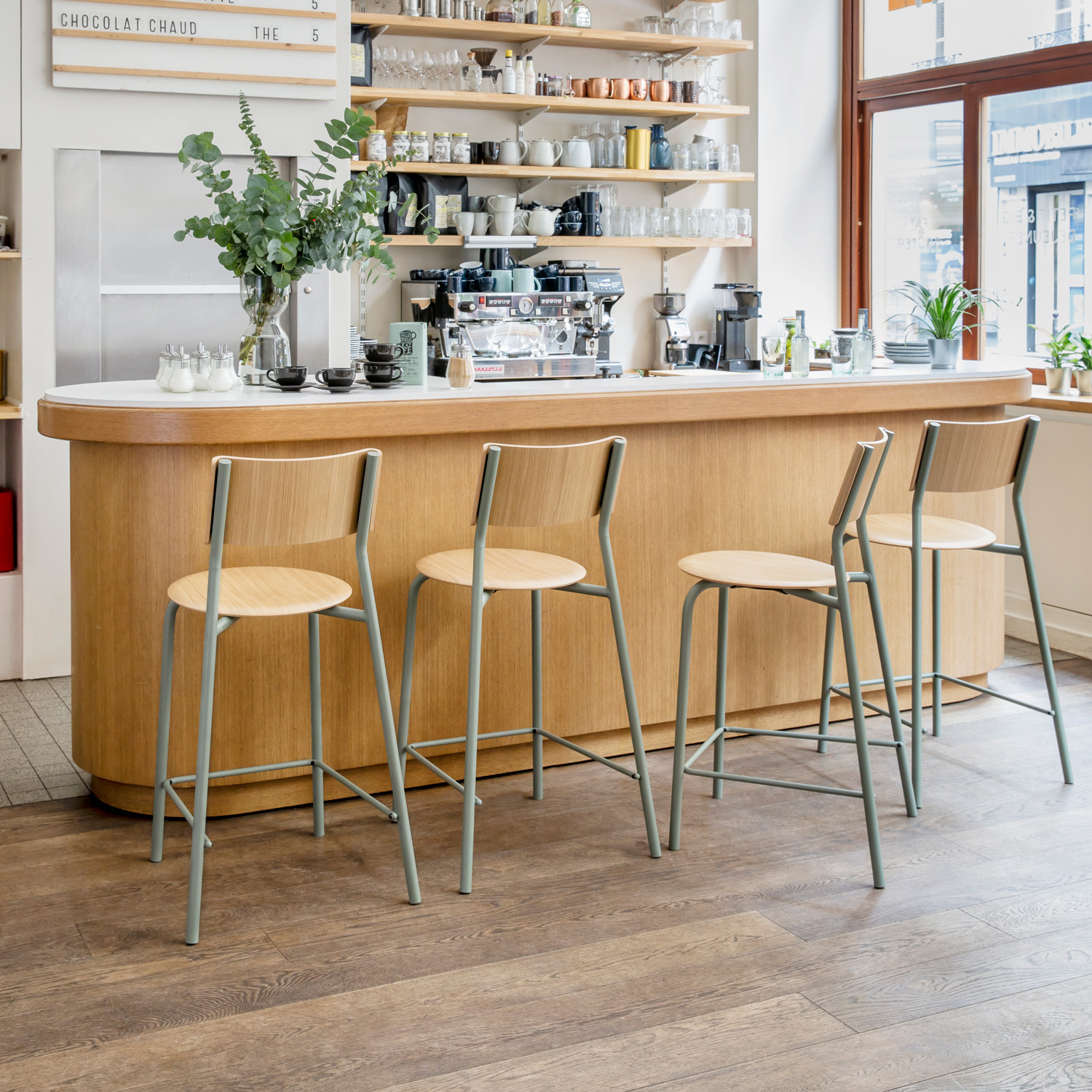 Chaise de bar SSD - bois éco-certifié