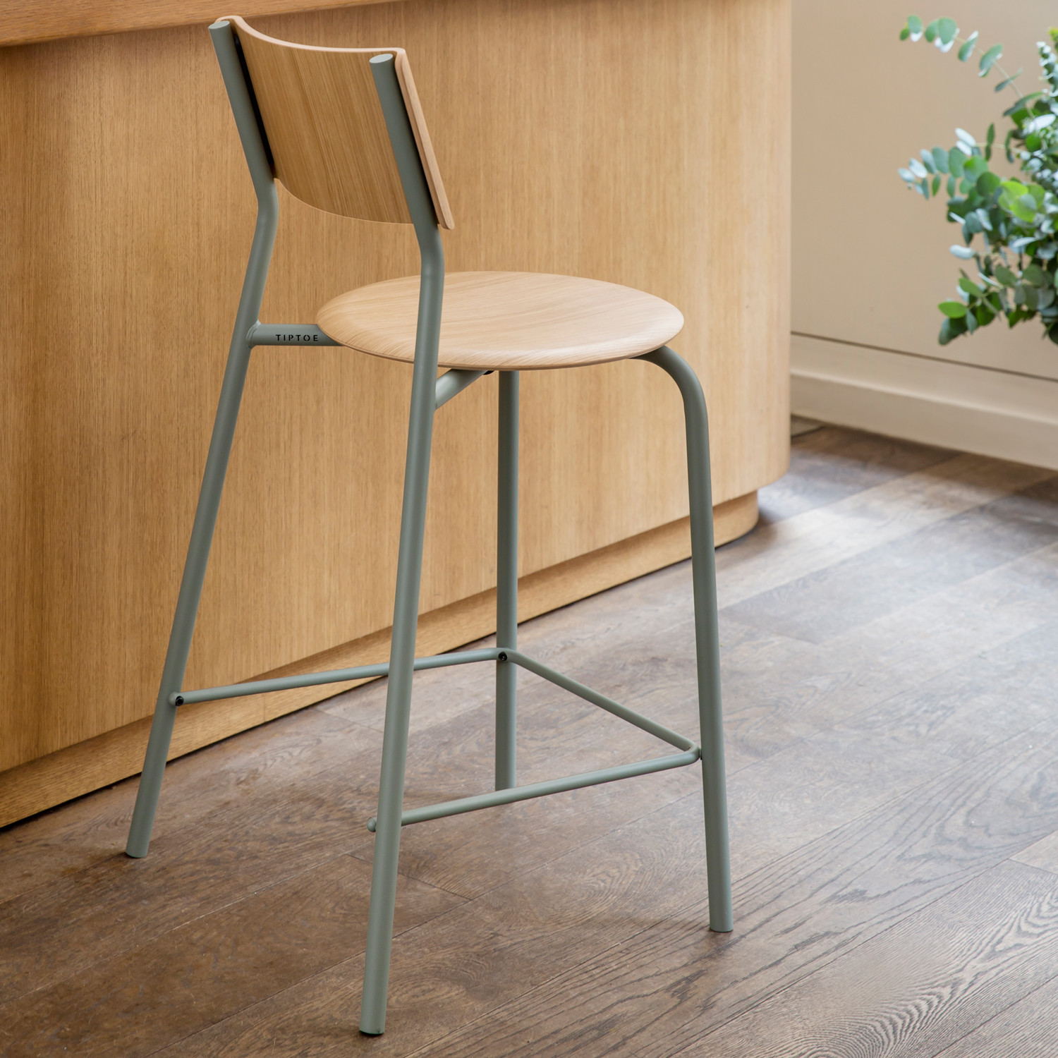 Chaise de bar SSD - bois éco-certifié