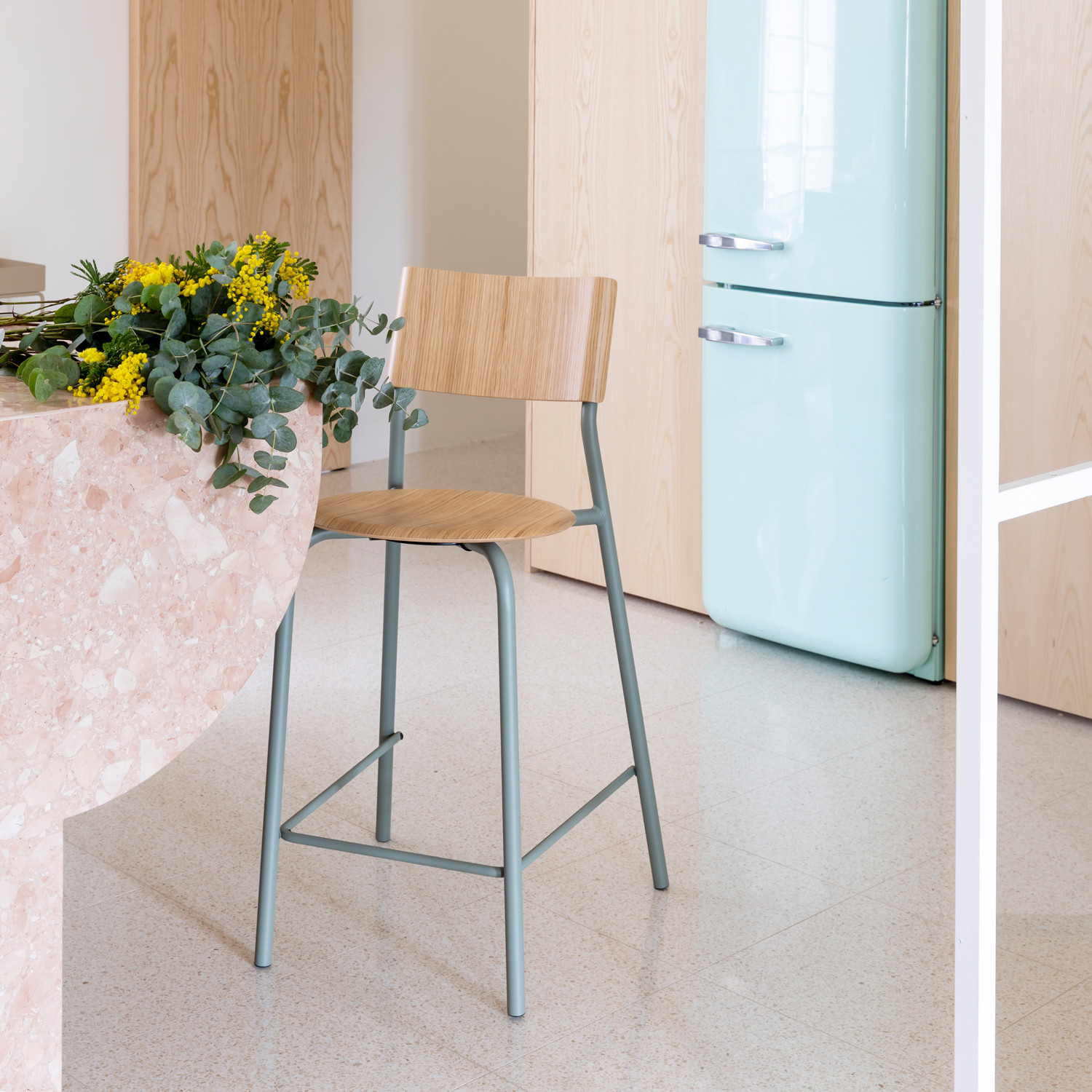 Chaise de bar SSD - bois éco-certifié