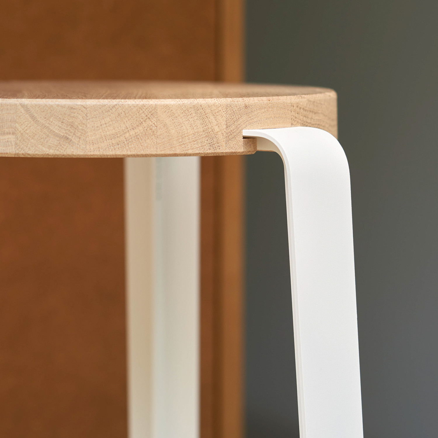 Tabouret de bar LOU - chêne massif