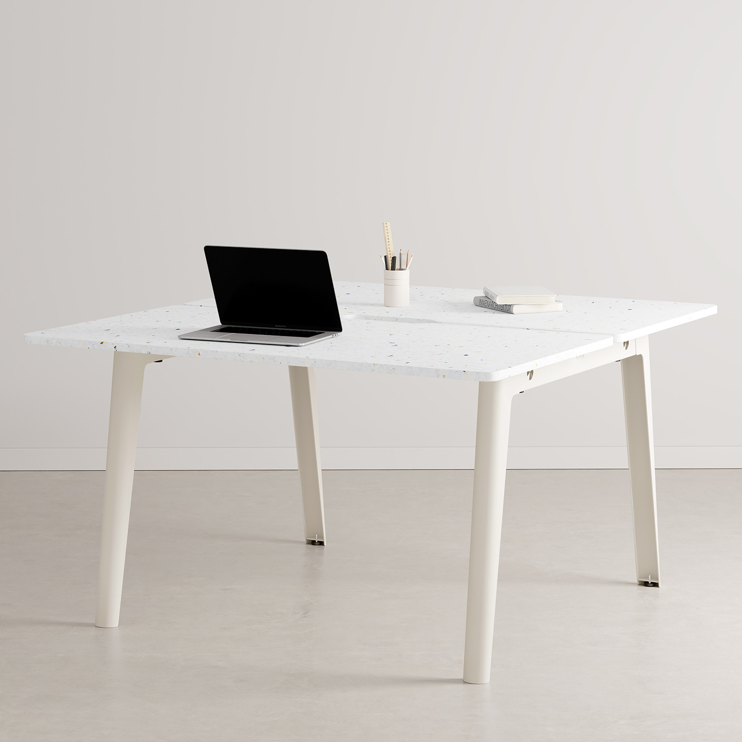 Bureau open-space NEW MODERN 2 places - plastique recyclé Venezia