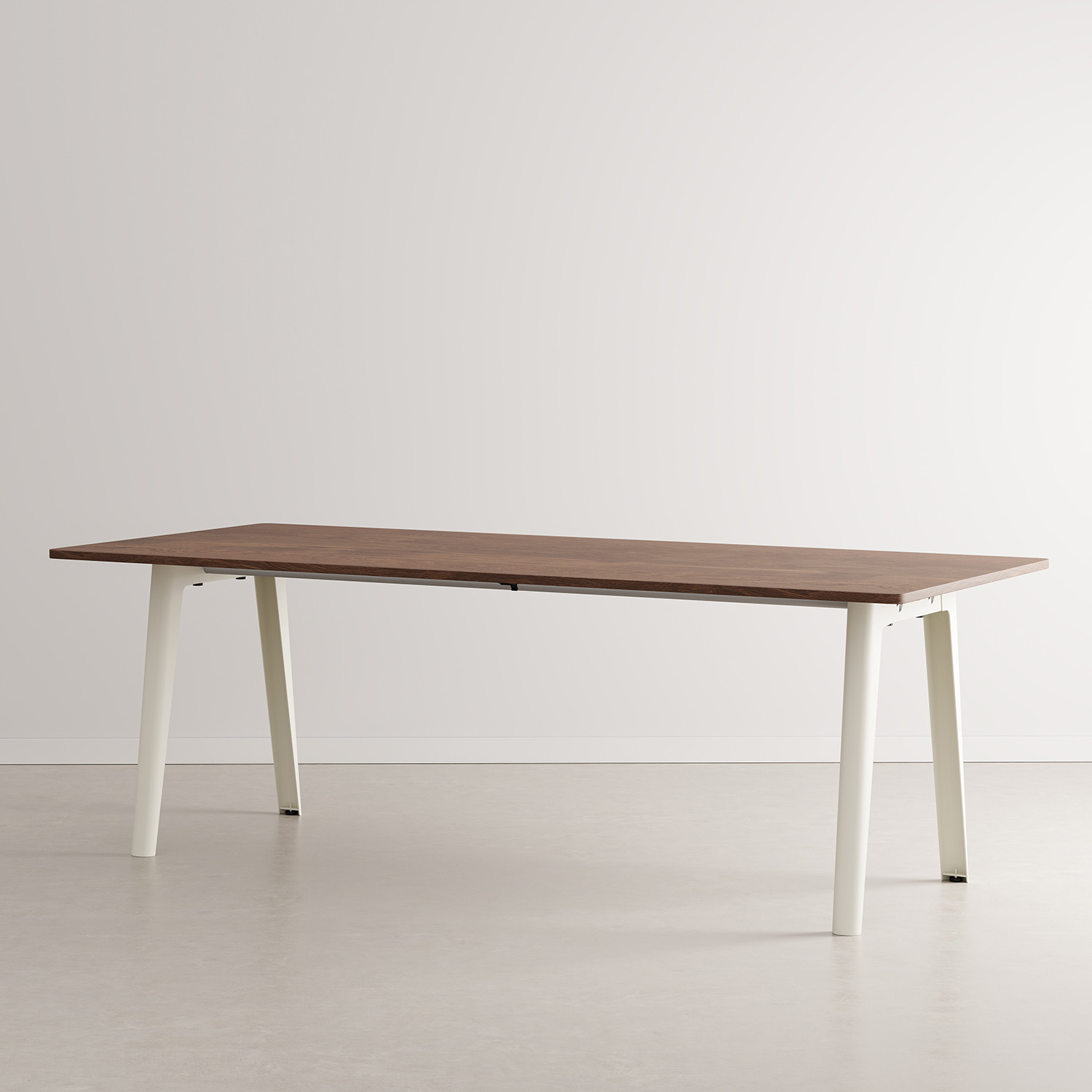 Table à manger NEW MODERN - noyer éco-certifié