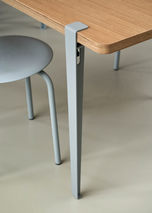 Pieds de table