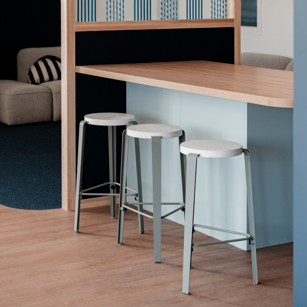 Tabouret de bar LOU - plastique recyclé Venezia