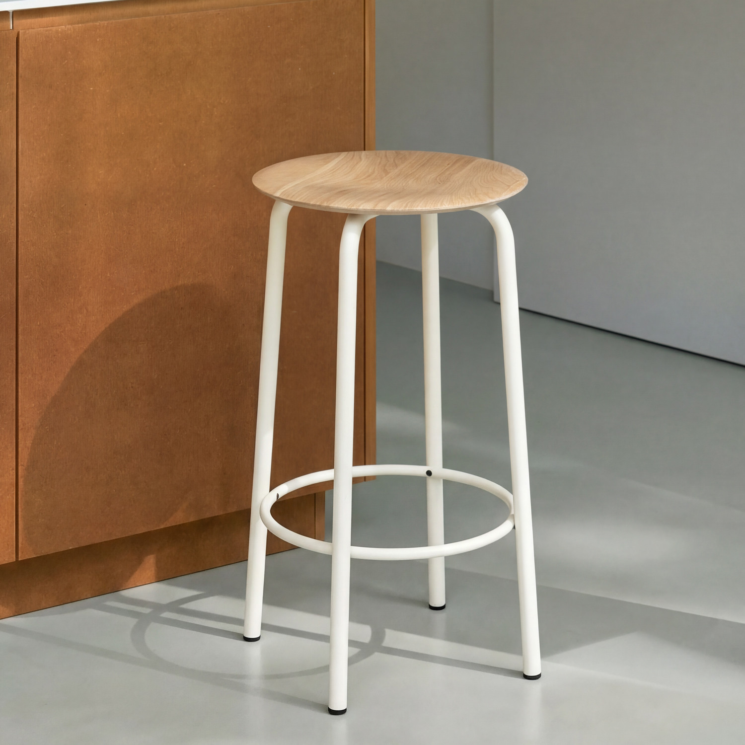 Tabouret de bar SSD - bois éco-certifié