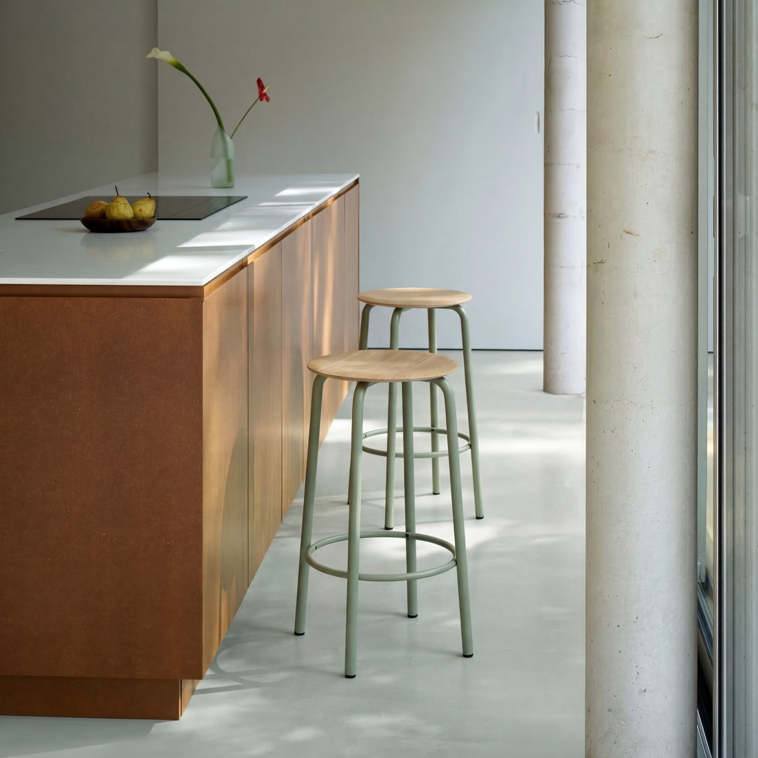 Tabouret de bar SSD - bois éco-certifié