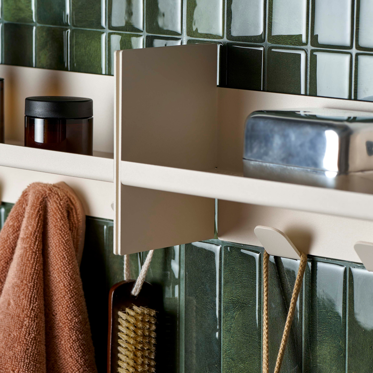 Etagère porte-manteau PLI Slim en acier - 20 à 60cm