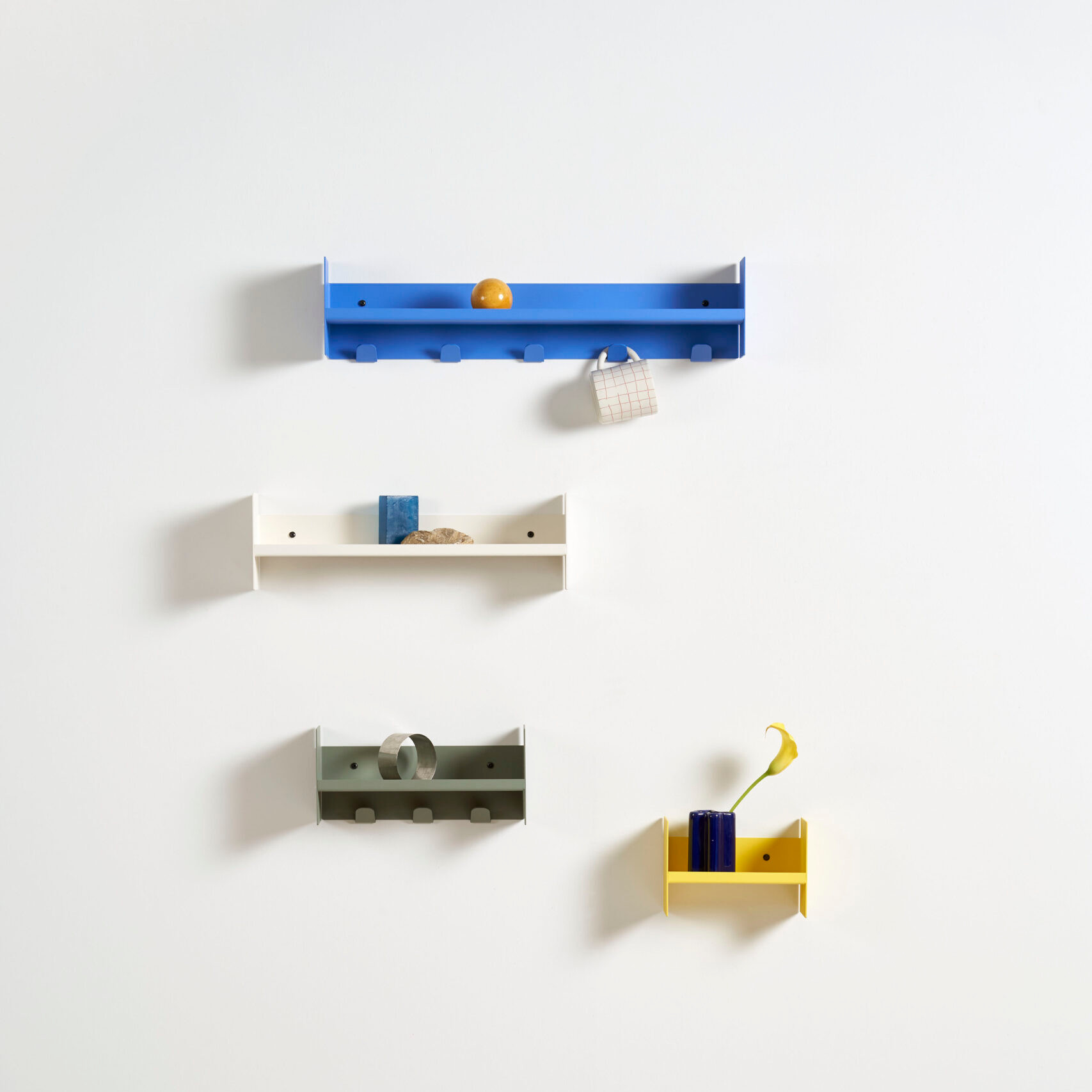 PLI wall shelves