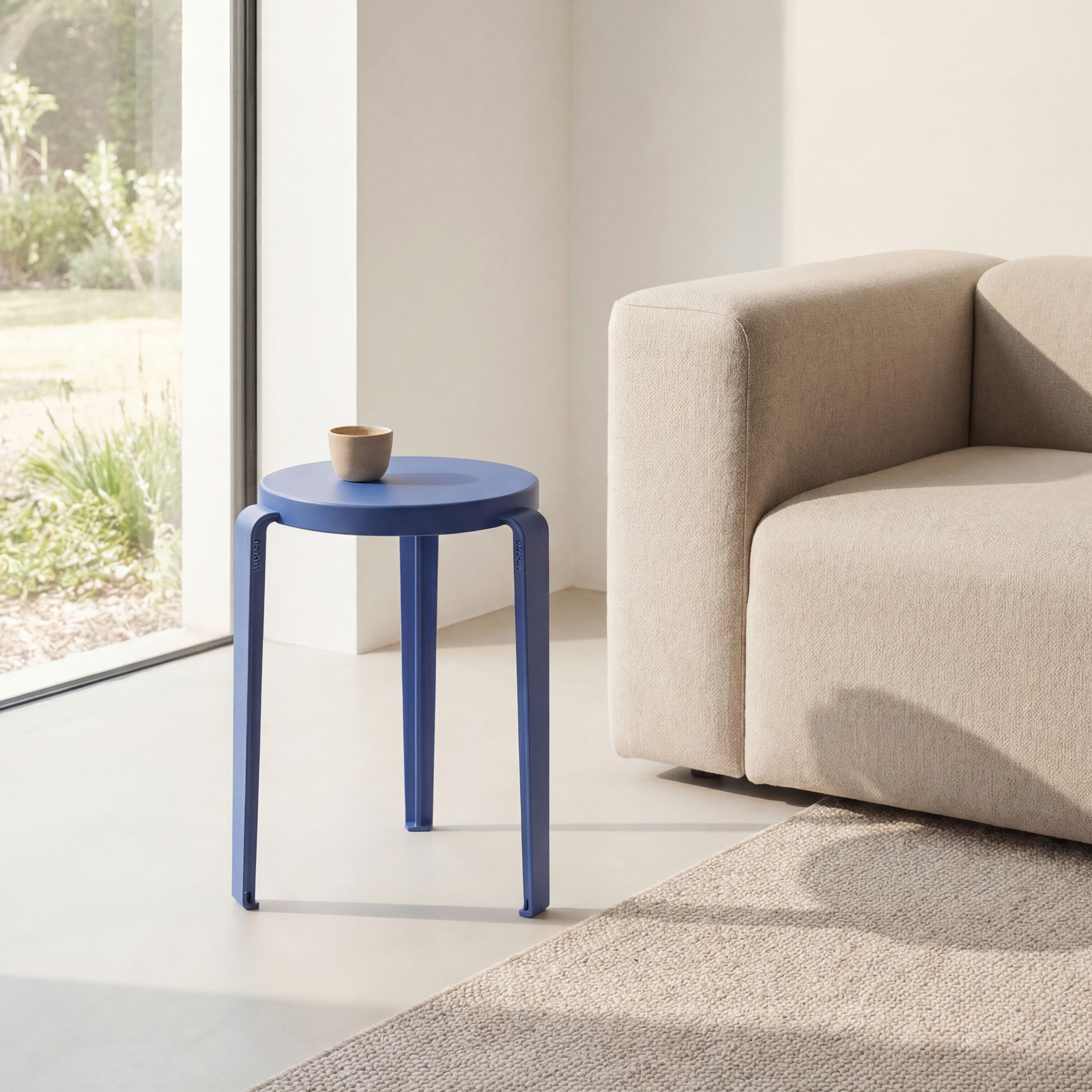 Tabouret LOU édition Chroma - bois éco-certifié