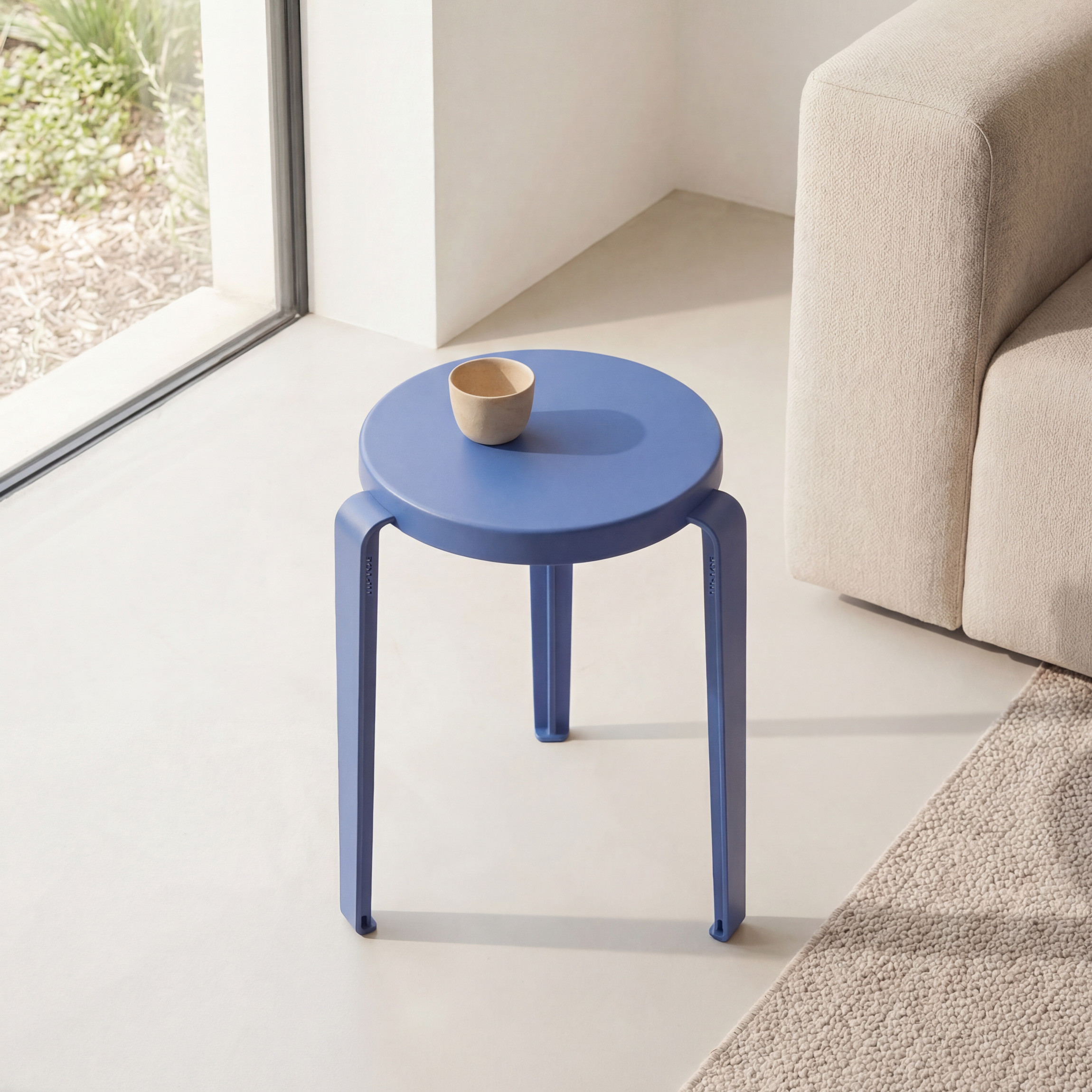 Tabouret LOU édition Chroma - bois éco-certifié