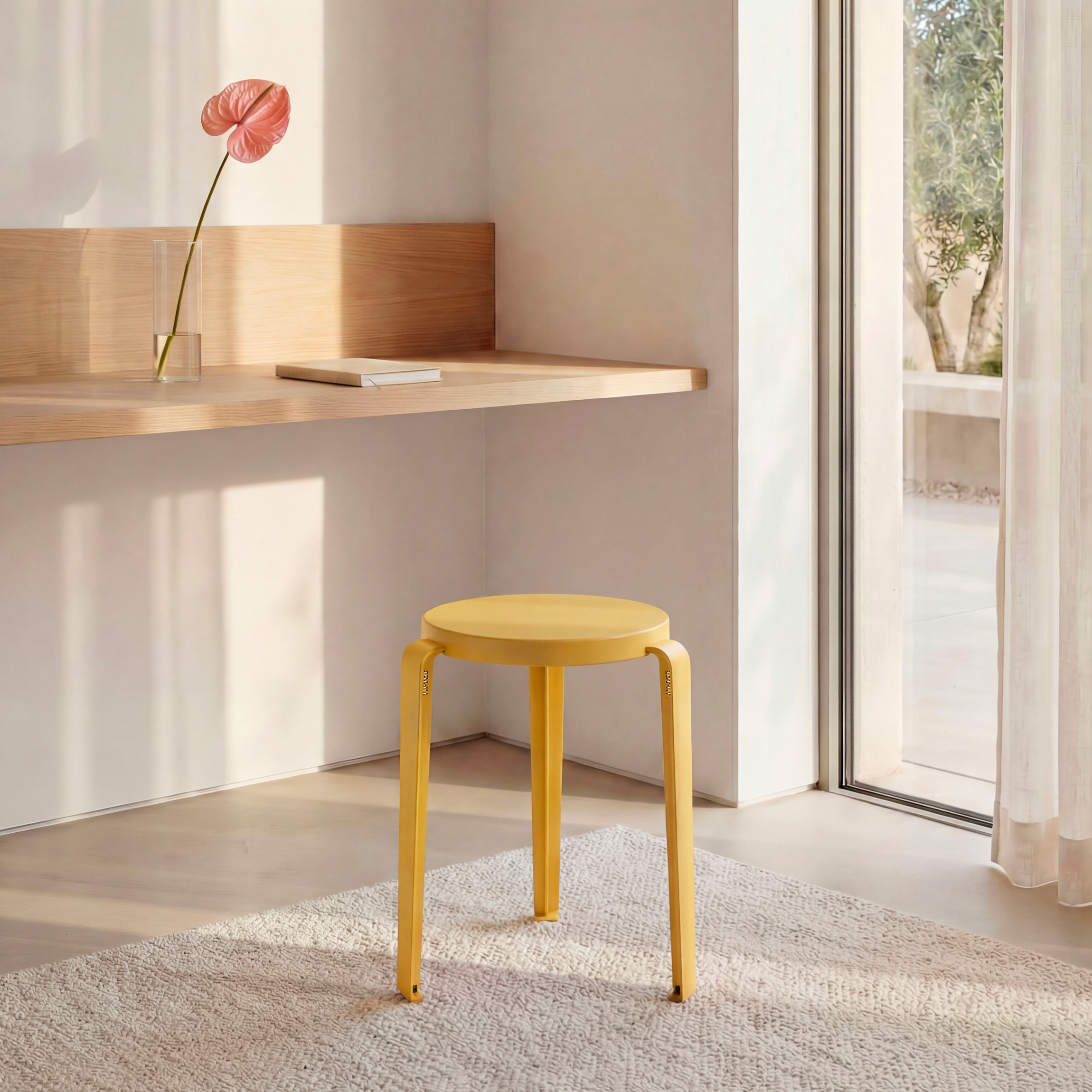 Tabouret LOU édition Chroma - bois éco-certifié