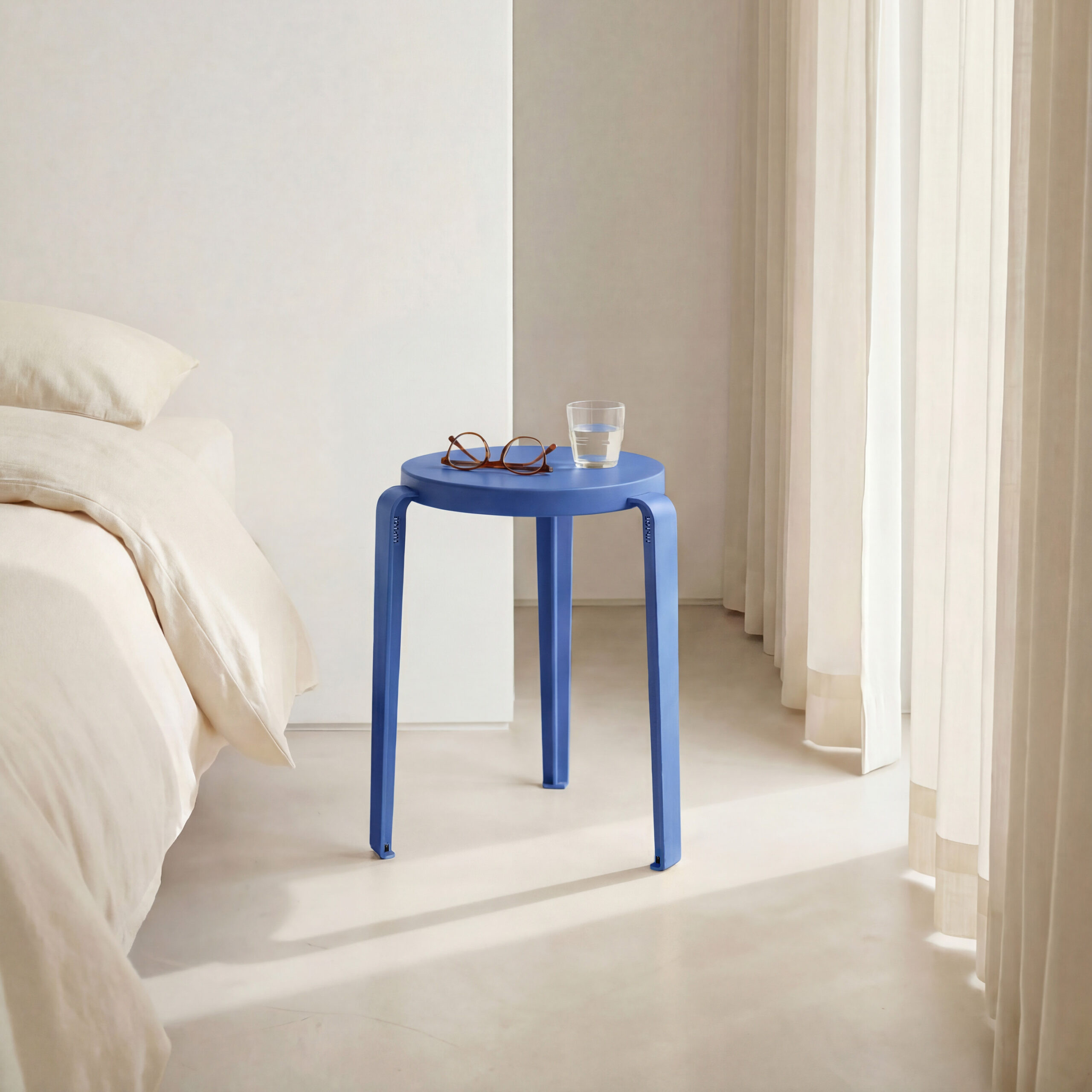 Tabouret LOU édition Chroma - bois éco-certifié