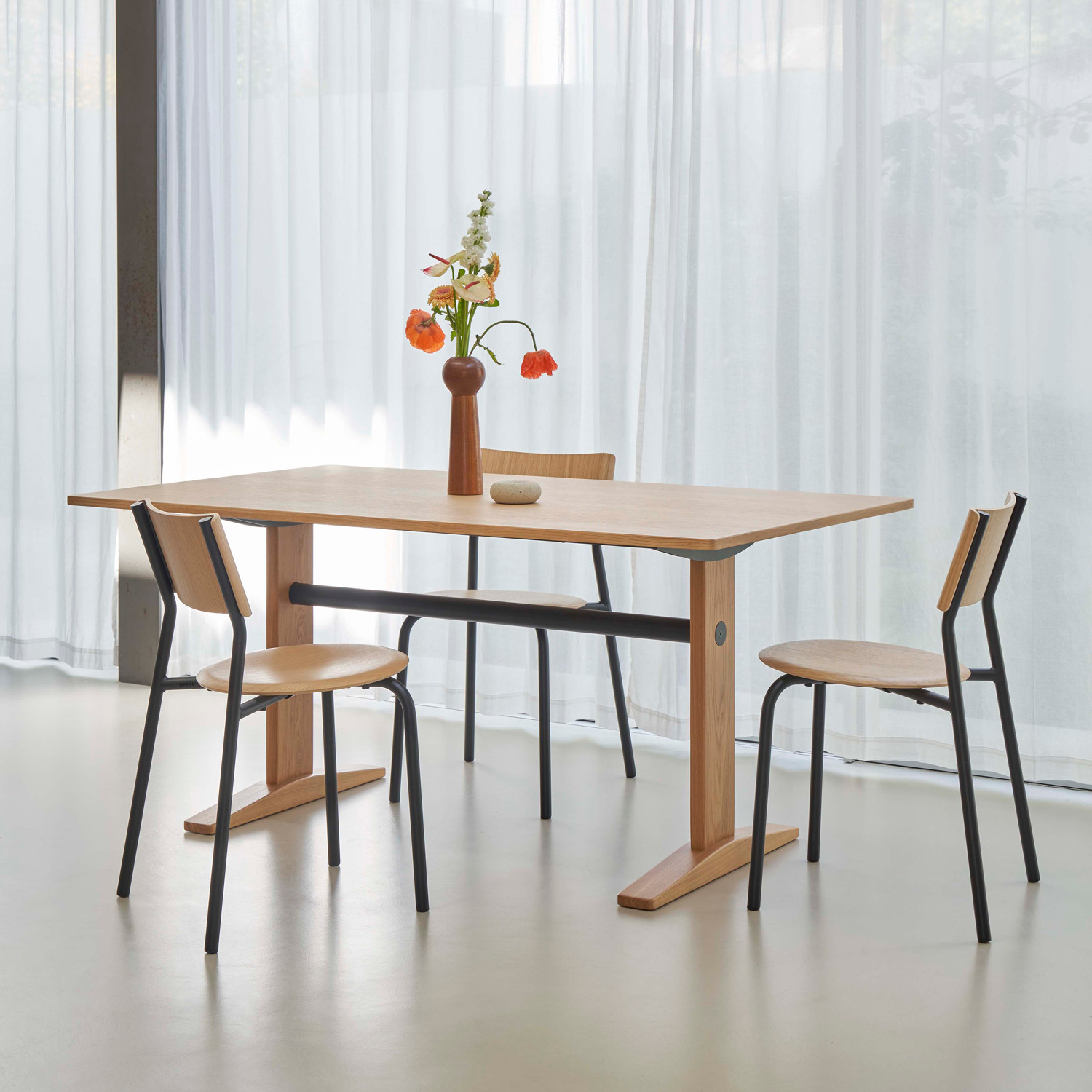Table à manger POST - bois éco-certifié